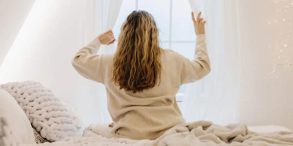 how to wake up early and not feel tired